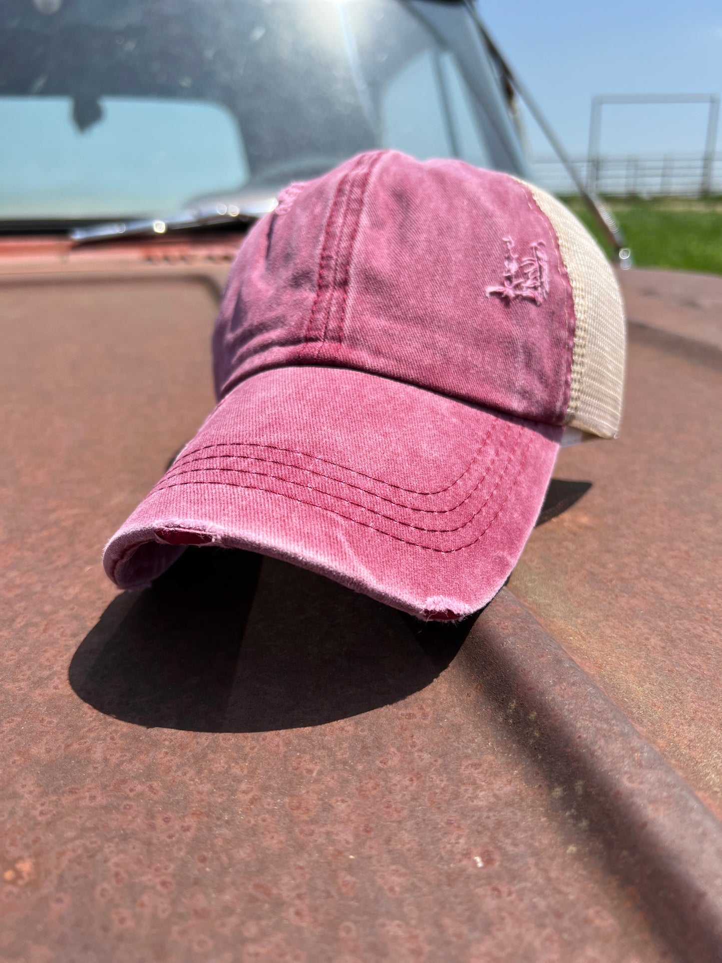 Me Sarcastic? Never Red Baseball Cap