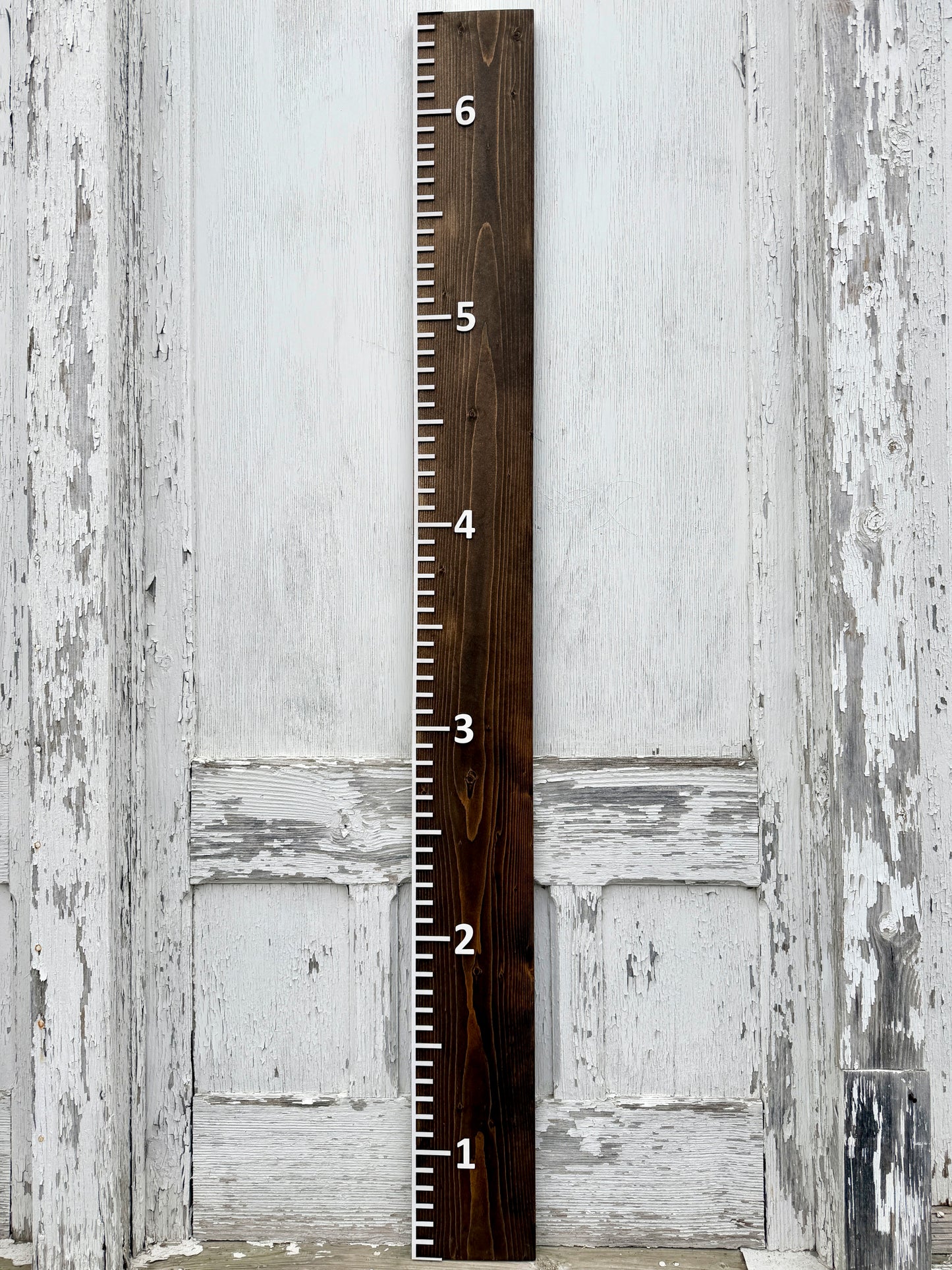 Dark Stained Growth Chart (No Personalization)